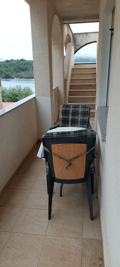 Apartments Branko Вели Рат Екстериор снимка