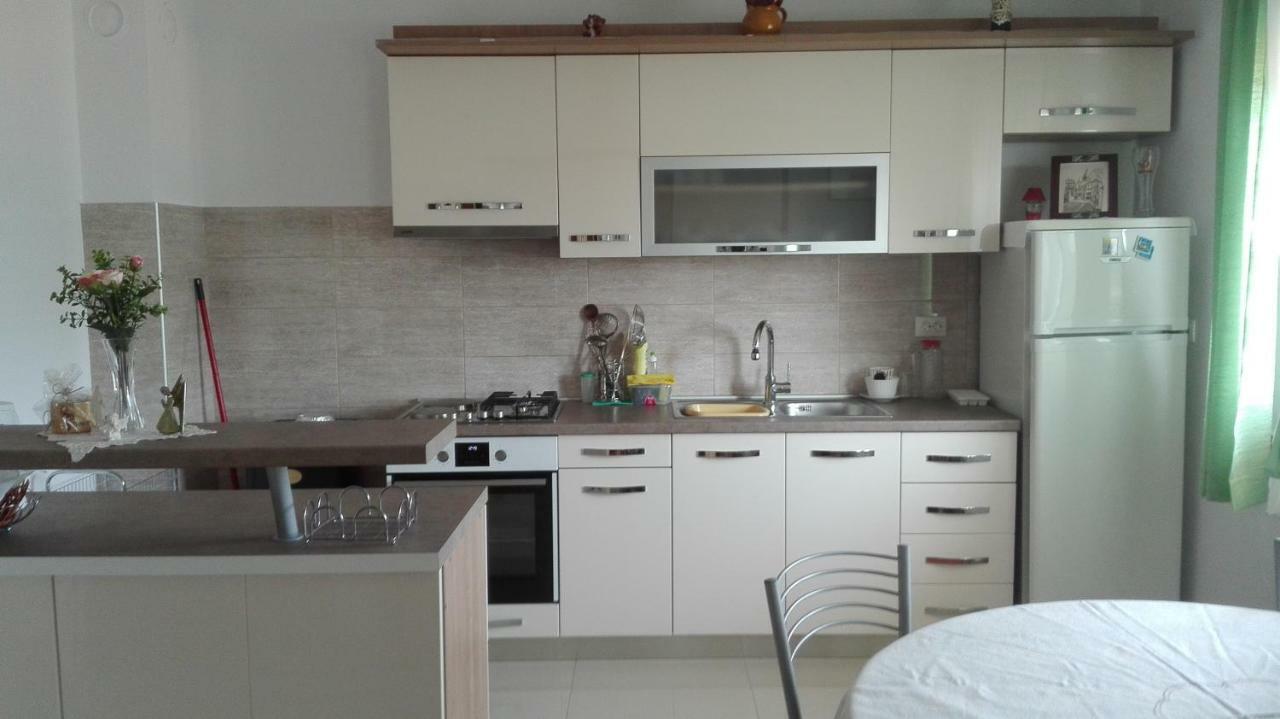 Apartments Branko Вели Рат Екстериор снимка
