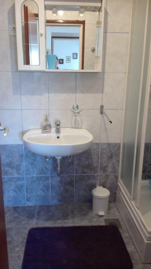 Apartments Branko Вели Рат Екстериор снимка